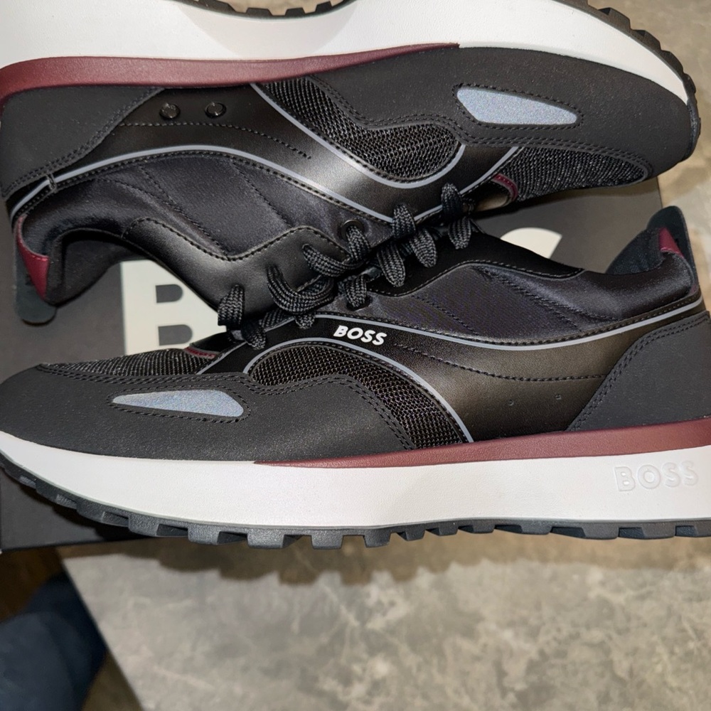 Brand new Hugo Boss Size 11 Jonah Runn